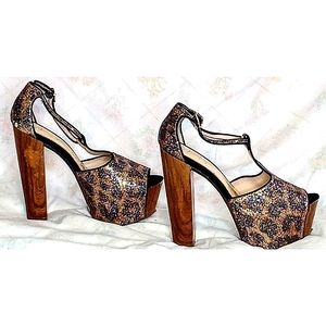 Jessica Simpson Dany T-Strap Platform Sandal